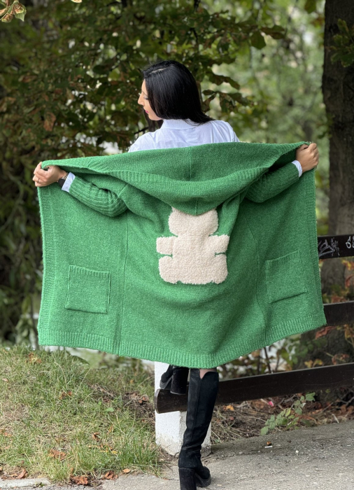 Jacheta dama verde cu imprimeu ursulet pe spate [6]