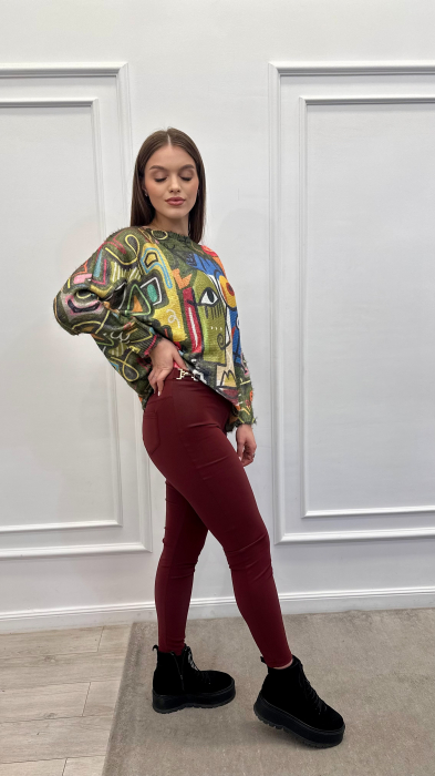 Pantaloni bordo din piele cu catarame pe laterale [2]