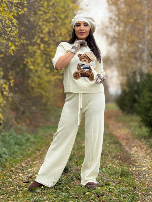 Pantaloni dama crem tricotati