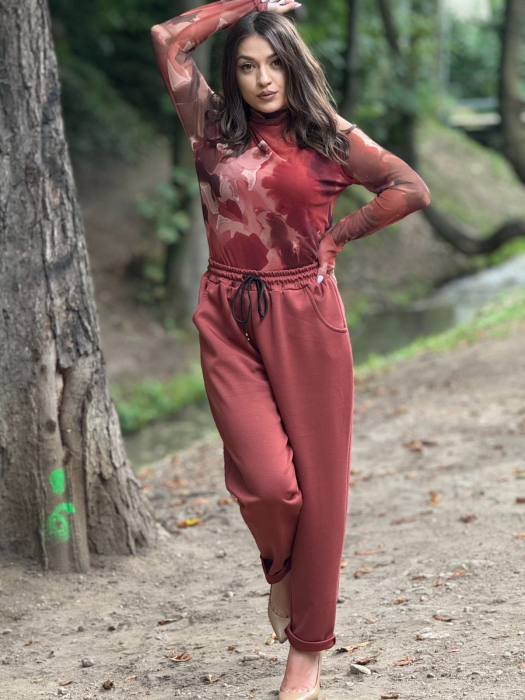 Pantaloni dama lejeri cu elastic in talie si buzunare