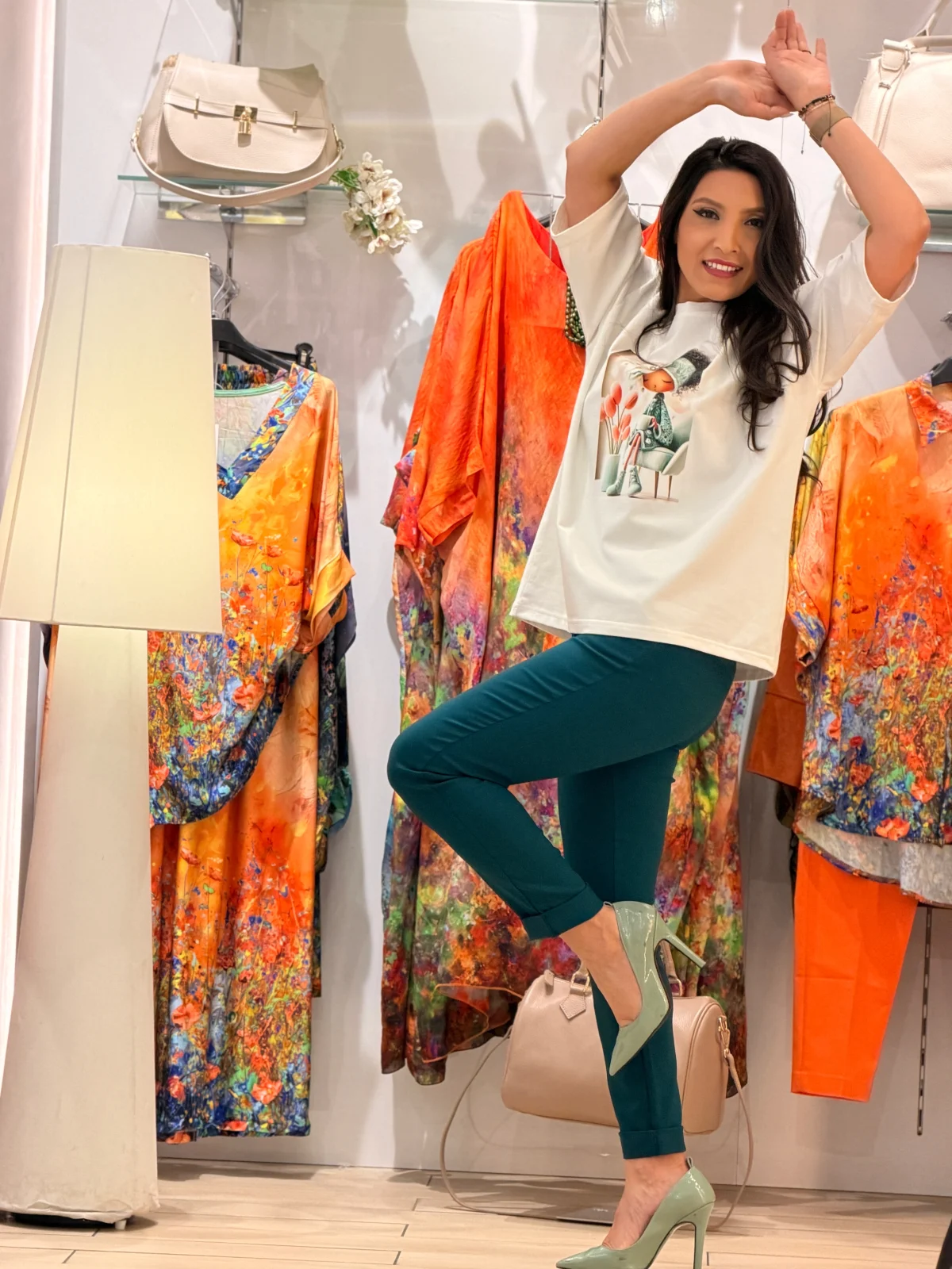 Pantaloni dama verde petrol cu curelusa in talie [5]