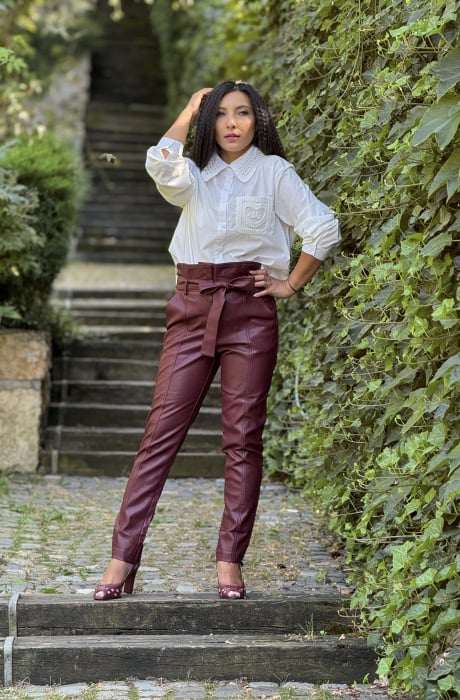 Pantaloni din piele ecologica cu cordon in talie [2]