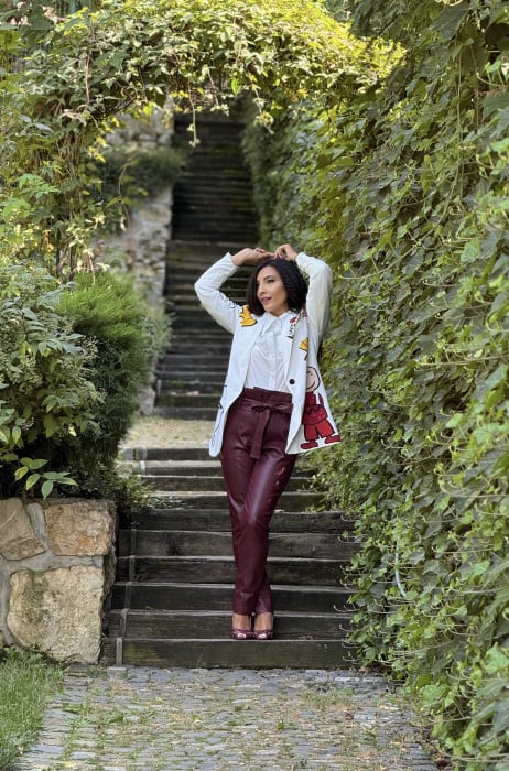 Pantaloni din piele ecologica cu cordon in talie [6]