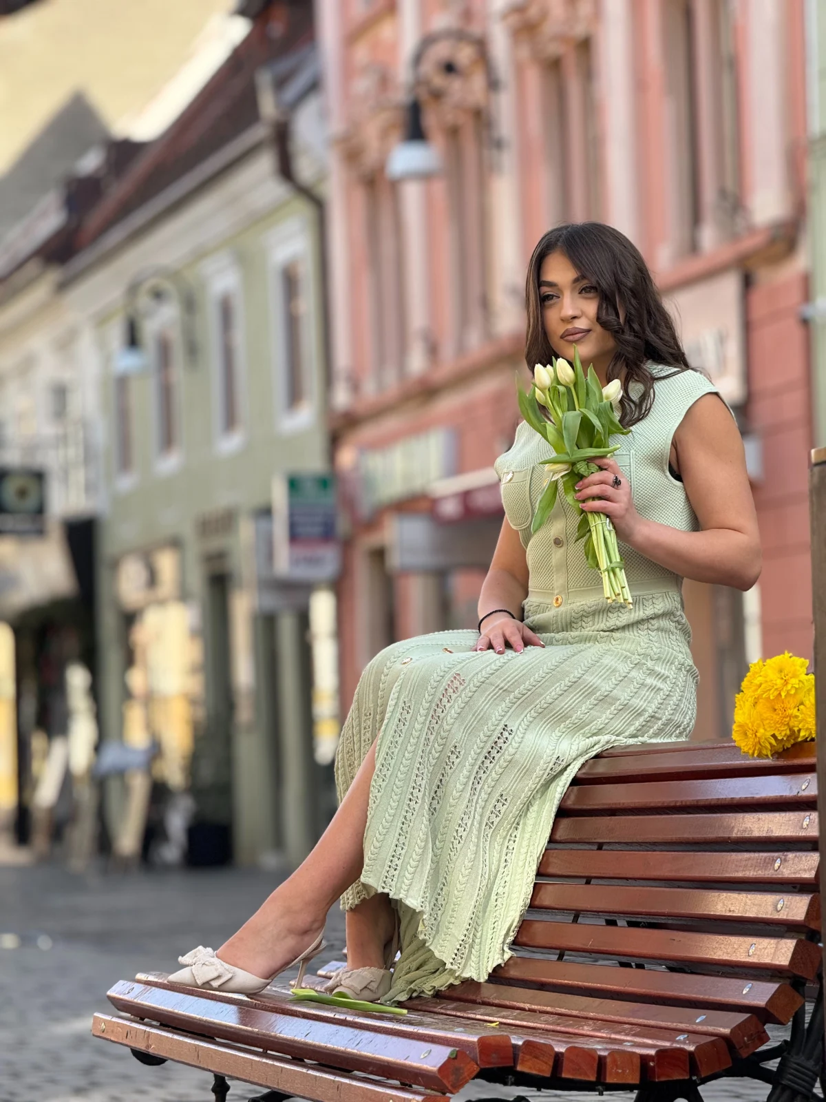 Rochie dama verde menta tip maiou cu detalii perforate [4]