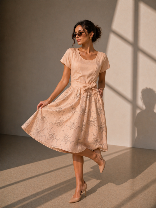 Rochie midi bej cu broderie florala neagra [3]