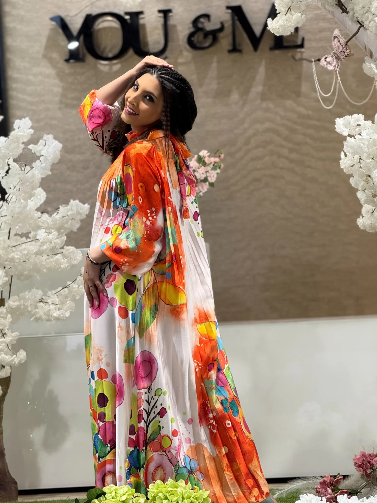 Rochie multicolora plisata lunga pe fond portocaliu [6]