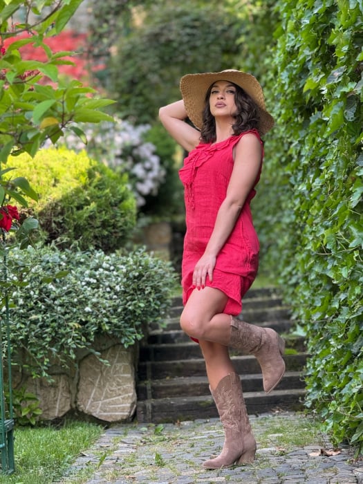 Rochie rosie scurta din in cu volanase