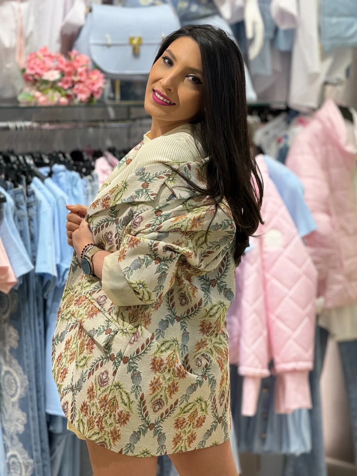 Sacou dama din brocard cu detalii florale brodate [2]