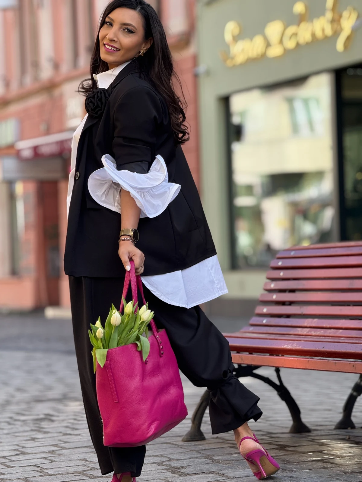 Sacou dama negru elegant cu brosa detasabila [2]