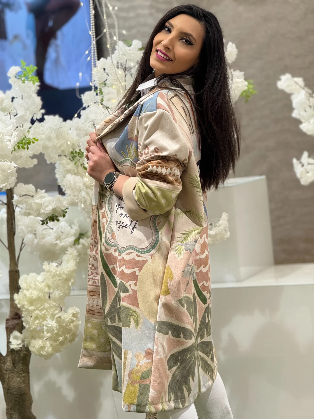 Sacou dama bej imprimat cu model geometric si animal print [3]