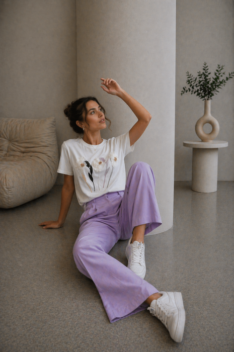 Tricou dama alb cu imprimeu 3D lalea mov [4]