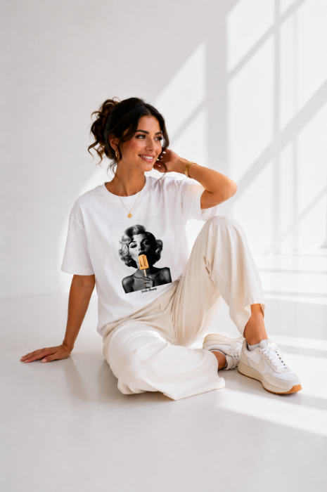 Tricou dama alb cu imprimeu fata cu inghetata crem [4]
