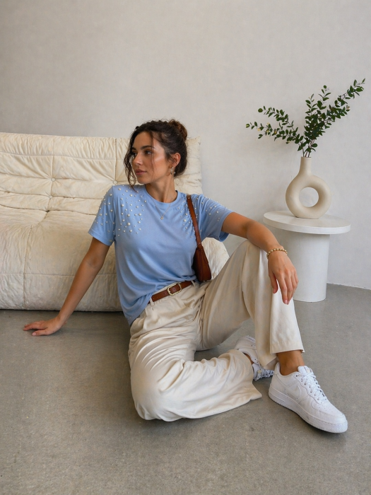 Tricou dama bleu cu aplicatii perlute [3]