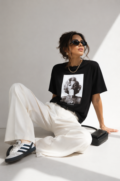 Tricou dama negru cu imprimeu fata cu inghetata alba [3]