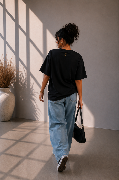 Tricou dama negru cu imprimeu fata intre maci [3]