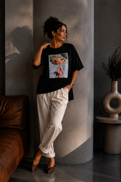Tricou dama negru din bumbac cu imprimeu fetita cu pietricele pe gene [3]