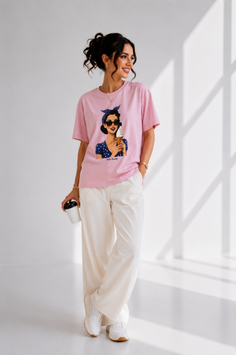 Tricou dama roz cu imprimeu fata imbracata in blomaren si inghetata in mana [2]