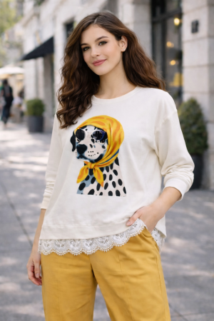 Colectia NOUA - Bluza dama alba de bumbac cu imprimeu catel si dantela