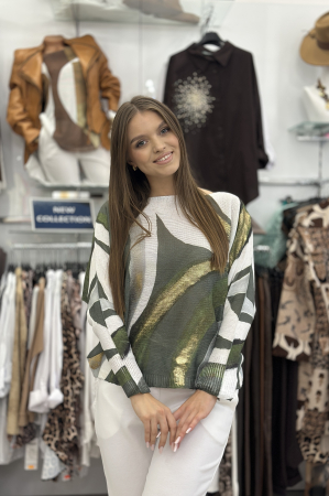 Bluza dama alba tip fluture cu imprimeu in nuante de verde cu detalii aurii [1]