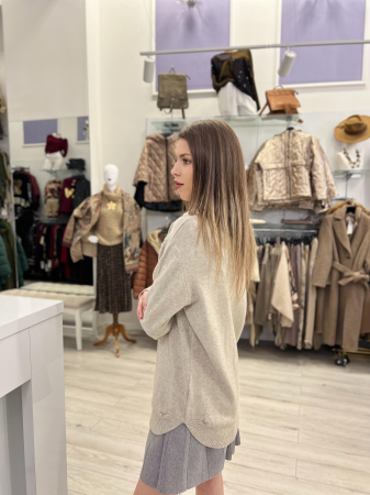 Bluza dama bej cu aplicatie de guler [2]