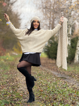 Bluza dama bej cu funda la spate [1]