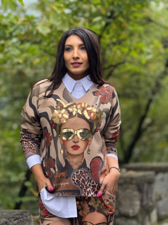 Bluza dama bej cu imprimeu Frida Kahlo [2]