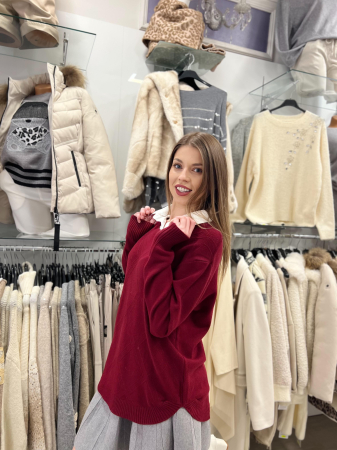 Bluza dama bordo cu aplicatie de guler [2]