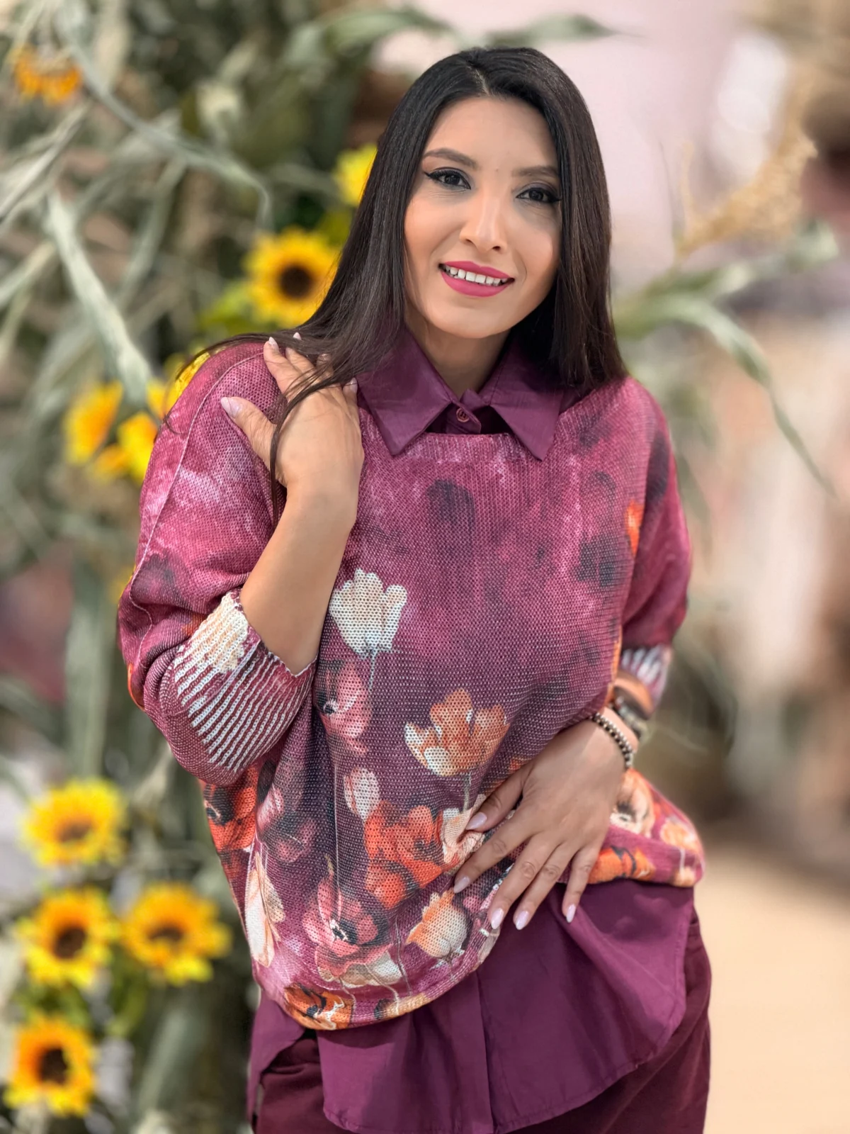 Noutati - Bluza dama bordo tip fluture cu imprimeu flori