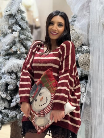 Bluze - Bluza dama bordo tricotata cu dungi bej, anchior si aplicatii din pietricele