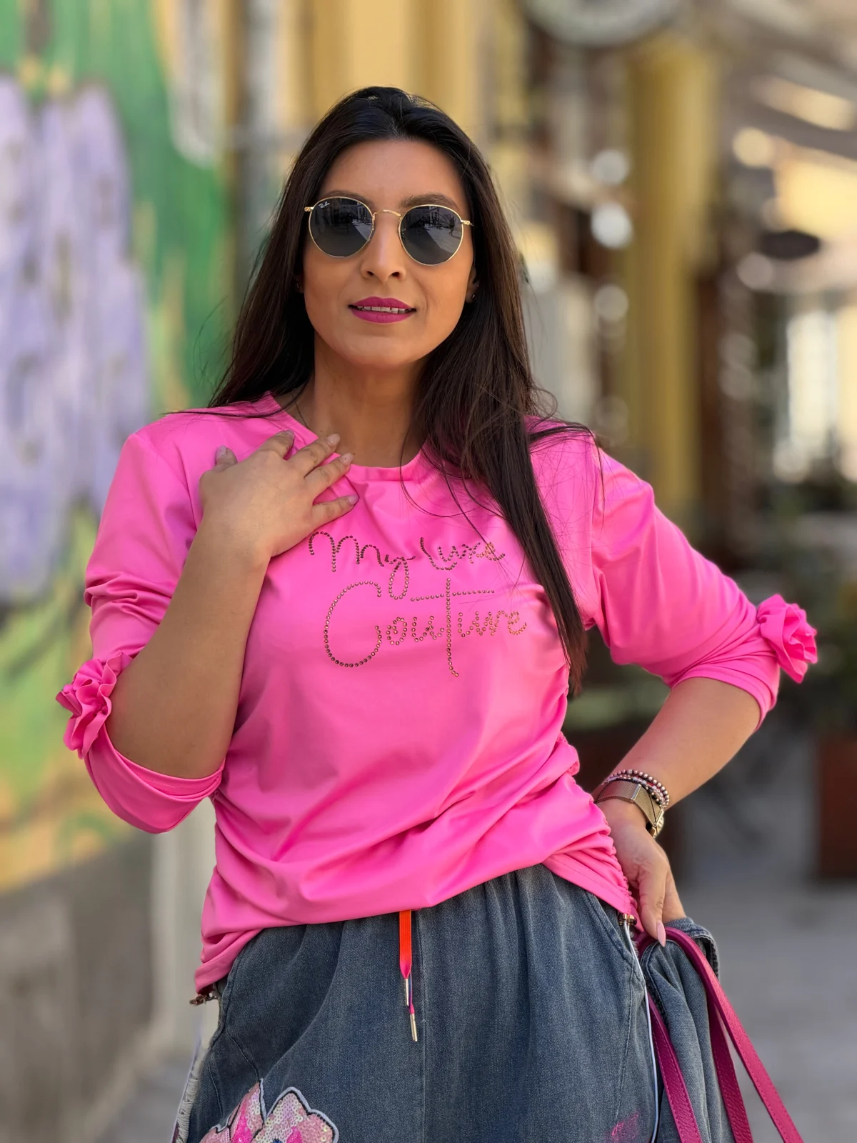 Imbracaminte dama - Haine cu suflet - Bluza dama fuxia cu floare la maneca