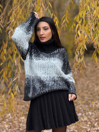 Imbracaminte dama - Haine cu suflet - Bluza dama neagra tricotata cu gat inalt si paiete
