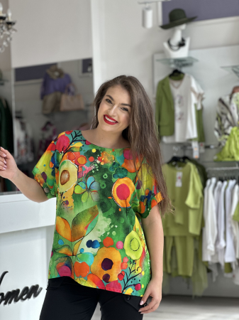 Bluza din vascoza cu maneca scurta multicolora pe fond verde [1]