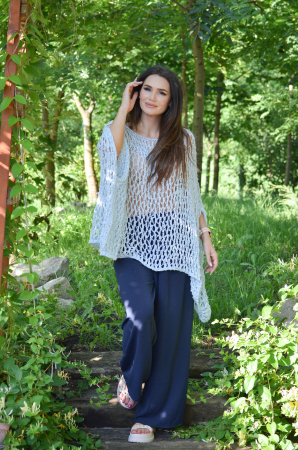 Promotii actuale - Bluza perforata