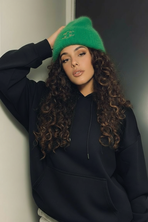 Caciula - Caciula dama verde cu pietricele