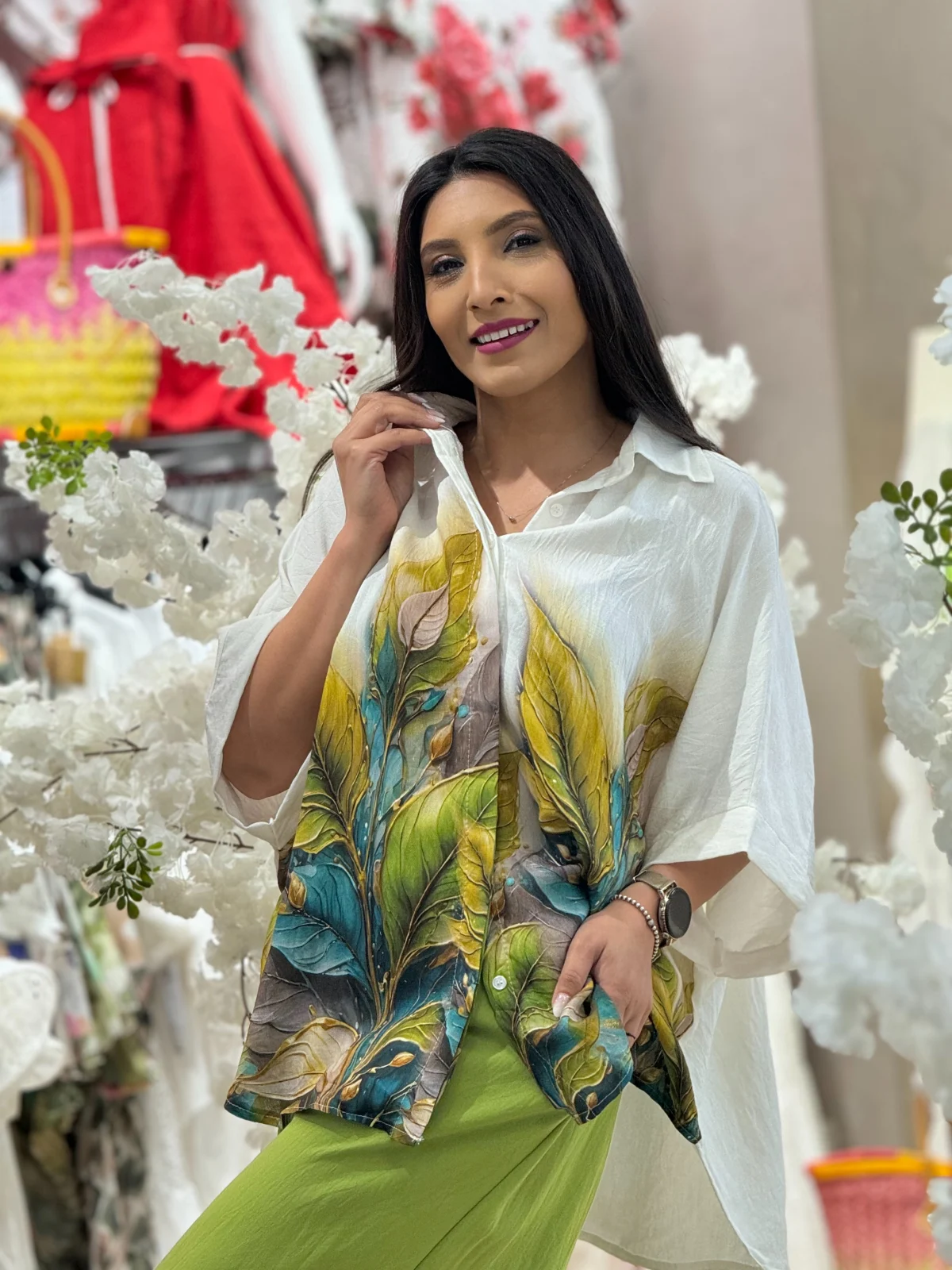 Camasa alba din vascoza cu imprimeu frunze verzi [0]