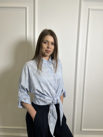 Imbracaminte dama - Haine cu suflet - Camasa dama albastra cu strasuri si floricele pictate