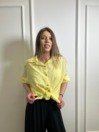 Imbracaminte dama - Haine cu suflet - Camasa dama galbena pudra perforata