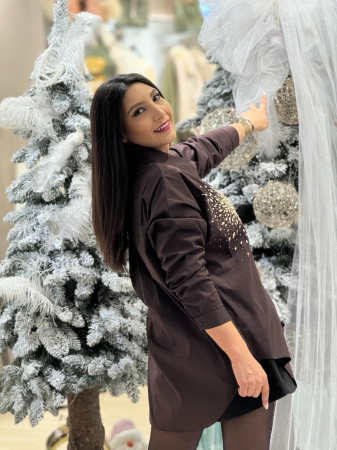 Camasa dama maro din bumbac cu broderie crem si pietricele [3]