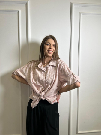 Imbracaminte dama - Haine cu suflet - Camasa dama roz pudra perforata