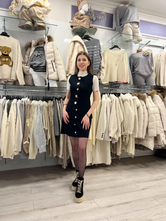 Colectia de TOAMNA - Fusta neagra scurta cu buzunare si nasturi decorativi