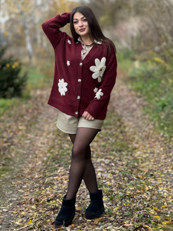 Imbracaminte dama - Haine cu suflet - Jacheta dama bordo cu aplicatii flori crosetate