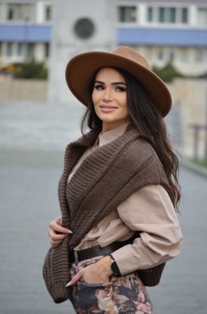 Palarie dama maro cu snur la spate [1]