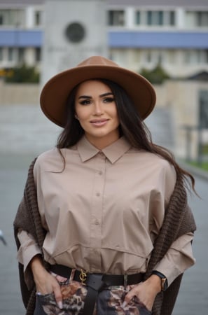 Palarie dama maro cu snur la spate [2]