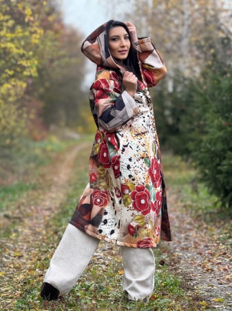 Palton lung bej cu imprimeu floral si design modern [4]