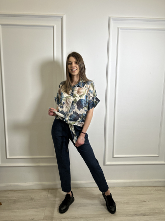 Imbracaminte dama - Haine cu suflet - Pantaloni dama albastri cu elastic si snur in talie