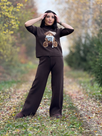 Pantaloni si blugi - Pantaloni dama maro tricotati