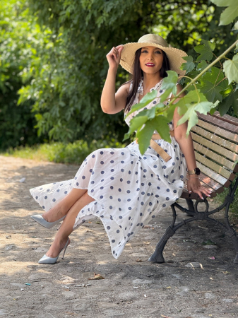 Rochie alba cu buline albastre [7]