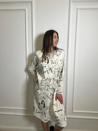 Imbracaminte dama - Haine cu suflet - Rochie alba cu buzunar in talie si imprimeu grafic negru