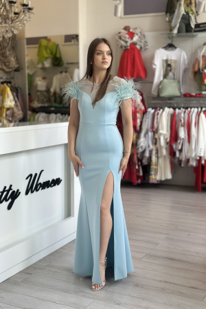 Promotii actuale - Rochie lungă bleo pe corp cu pene la umeri
