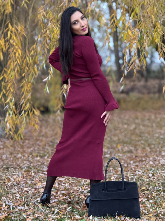 Rochie lunga bordo tricotata cu nasturi decorativi [4]